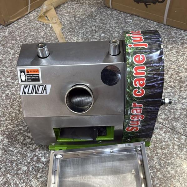 Manual sugarcane juicer @ 20000